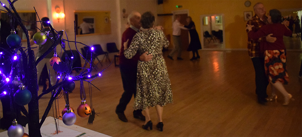 halloweensocialdance